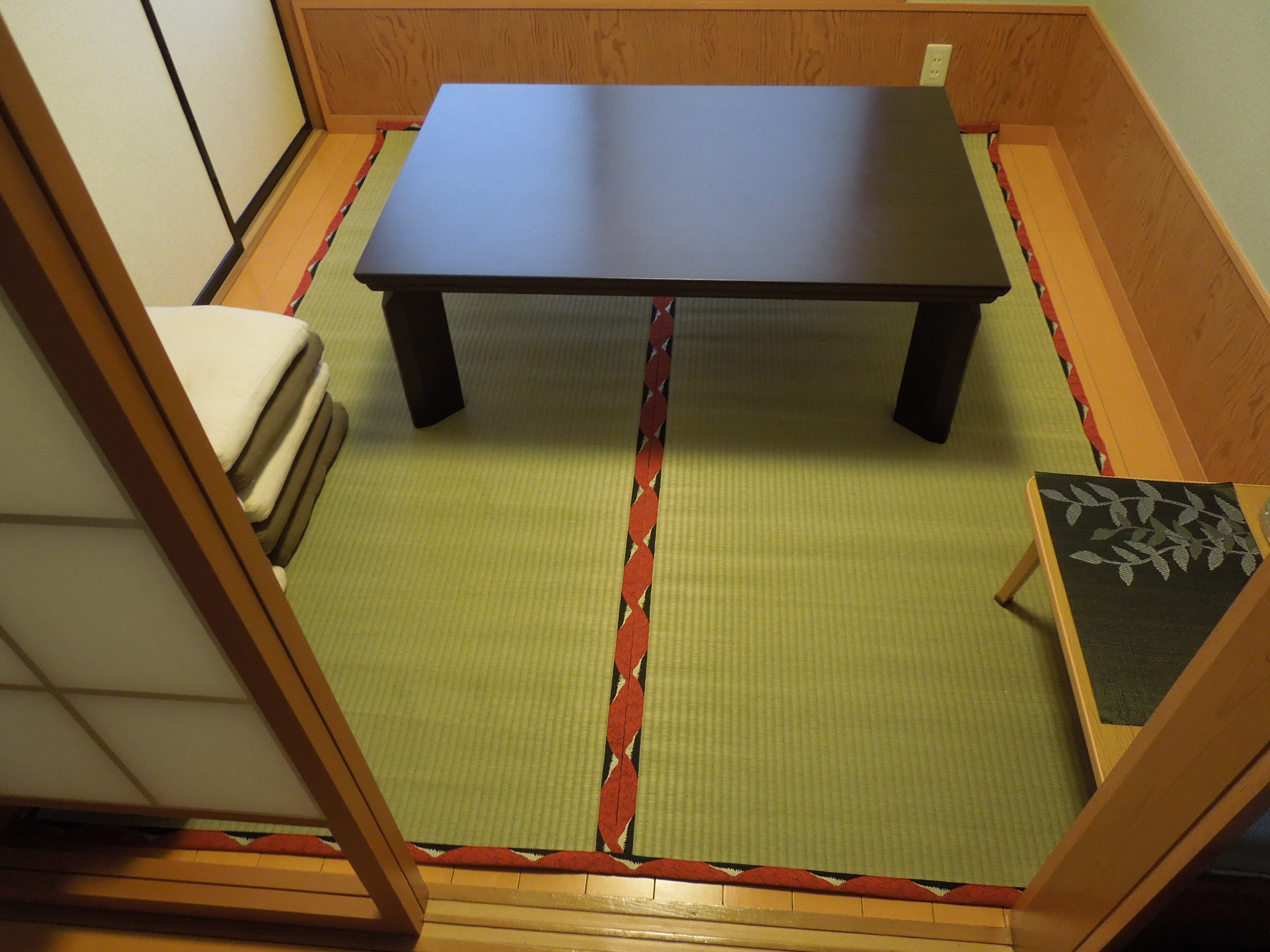 ������S�U�Q